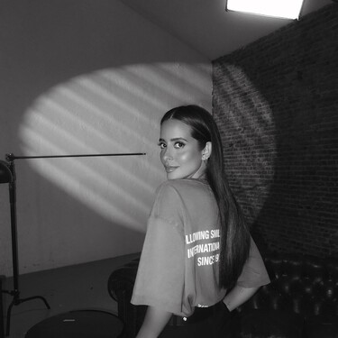 Acaban de llegar a Lidl las faldas midi pura tendencia: efecto piel y por menos de nueve euros