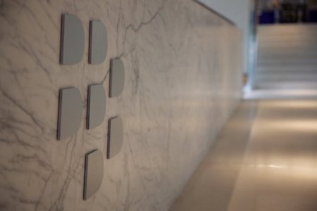 No habrá terminales BlackBerry 10 hasta finales de 2012