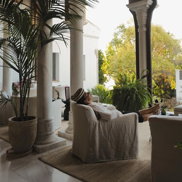 Es una lámpara seta y también altavoz bluetooth: el combo perfecto de Ikea para relajarse en la terraza o el jardín