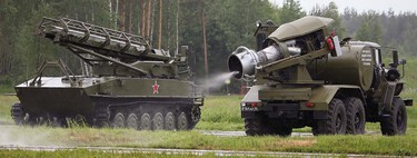Tú utilizas una Karcher para lavar el coche. Rusia ha metido un turborreactor de avión en un camión para limpiar sus tanques y sus barcos