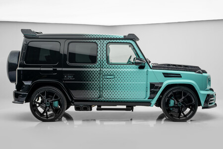 Mercedes-AMG G 63 'Algorithmic Fade' by Mansory