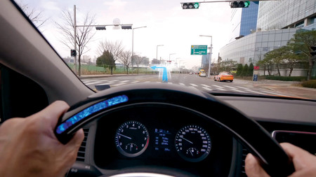 Hyundai crea sistemas para asistir a conductores con discapacidad auditiva