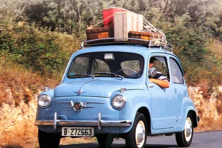 13 accesorios para coche que nos harán más cómodo un viaje largo estas vacaciones