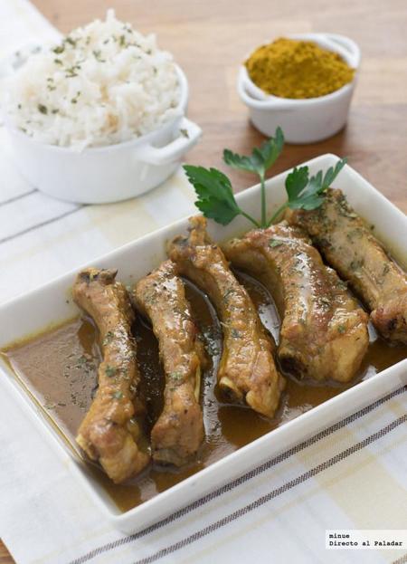 Costillas de cerdo con curry y miel. Receta rápida