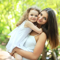 27 enseñanzas para que tu hija se convierta en una mujer fuerte y feliz