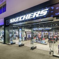Las Skechers más vendidas no tienen cordones, con fáciles de poner y ahora las puedes fichar rebajadas a casi mitad de precio  