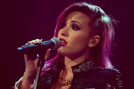Demi Lovato lo tiene claro: Lady Gaga, te has pasado tres pueblos en tu último concierto