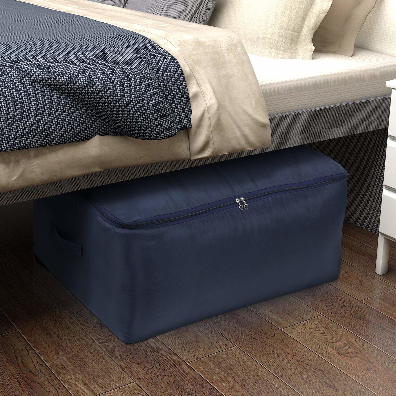 Las cajas y bolsas para guardar ropa que te harán ganar espacio en tu