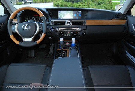 Lexus GS 450h