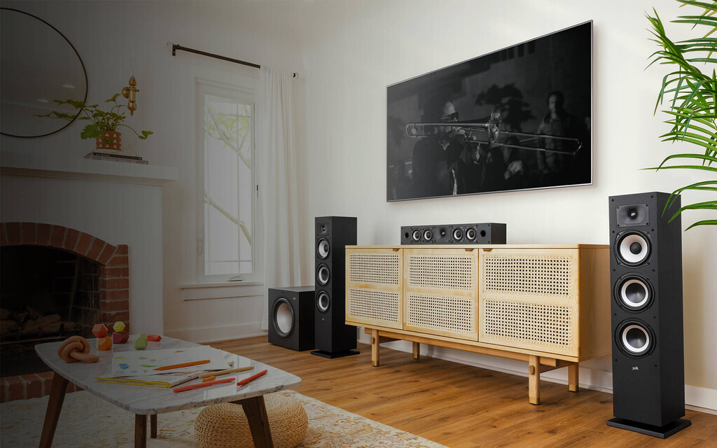 Polk Audio lanza los Monitor XT Series: 8 altavoces asequibles que podrás combinar para montar un cine en casa de altura