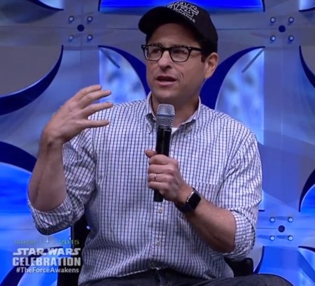 JJ Abrams ha presentado el nuevo tráiler de Star Wars... con un Apple Watch en la muñeca