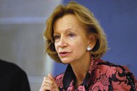 Salgado saca del talonario 20.000 millones de euros para las cajas de ahorros