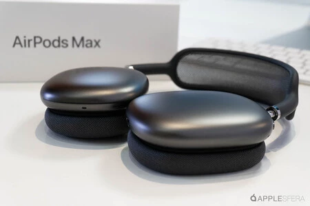 AirPods Max バッテリー