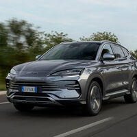 Este enorme SUV es un híbrido enchufable tan grande como un Volkswagen Touareg, pero tiene precio de coche compacto