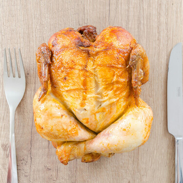 Por qué nunca debes recalentar el pollo más de una vez (y cuál es la mejor forma de aprovehar los restos)