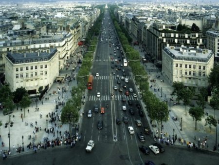 En Francia podrían sancionar a Google Street View por grabar extractos de correos electrónicos