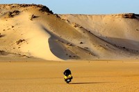 El Sahara en moto histórica. Villa Cisneros 