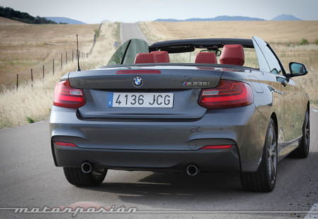 BMW M235i Cabrio 5