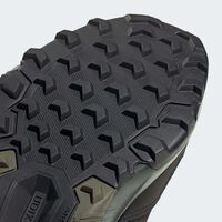 Adidas liquida las zapatillas de senderismo Terrex resistentes y ligeras, para unas rutas más cómodas y seguras