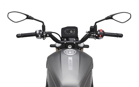 Benelli Leoncino 800 Y 800 Trail 2022 Precios 005