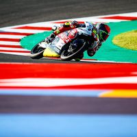Tatsuki Suzuki consigue la pole position en una buena clasificación para Arón Canet
