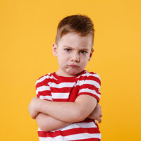 Mi hijo no se arrepiente cuando hace algo mal: así puedes ayudarlo a conectar con sus emociones y cuándo supone un problema 