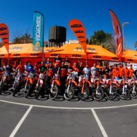 Enduro para todos con la asistencia KTM Family&Friends. Porque no sólo los oficiales llevan equipo