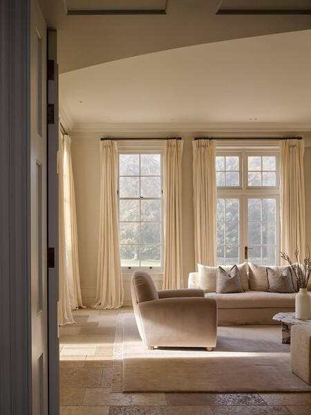 Love Early September Light House In Surrey For A Private Client Contemporarycountryhouse Inter