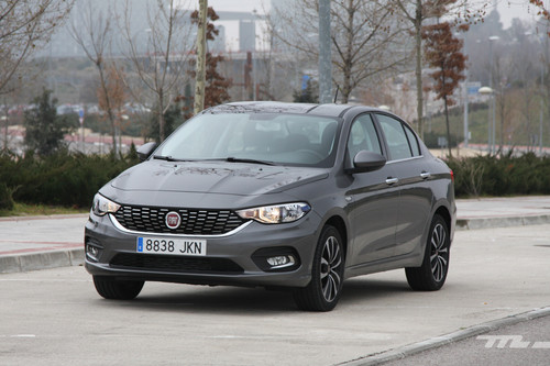 Probamos el Fiat Tipo, el nuevo Dodge Neon chapado a la europea 