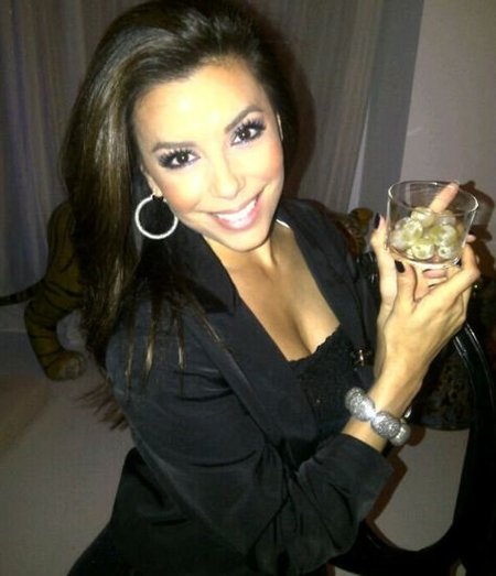 Lo sabía Eva Longoria se comió las doce uvas...y además arrasó en 'Zara'