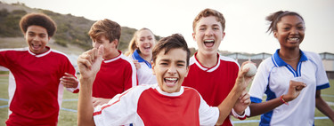 Por qué las chicas adolescentes dejan de practicar actividades deportivas antes que los chicos