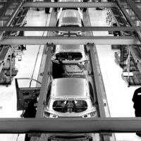 España ya no es la fábrica de coches de Europa que fue. Año a año pierde terreno mientras mira por el retrovisor a Marruecos