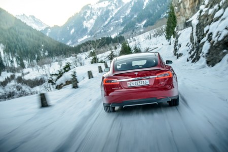 Tesla Model S Suiza