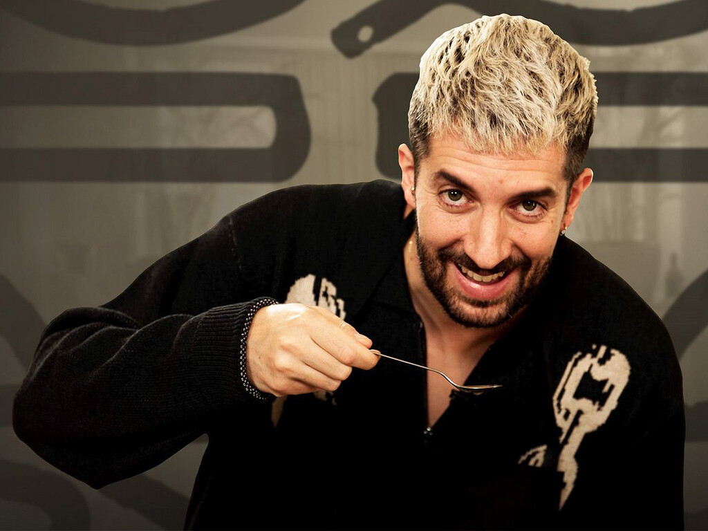 David Broncano, 41 años: “Desayuno una tortilla de claras o tomo yogur con fruta, pero a veces no puedo, así que me hago un batido con gofio, frutos rojos, plátano, avena y leche"