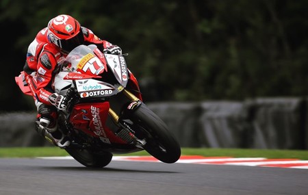 Taylor Mackenzie Superstock 2016