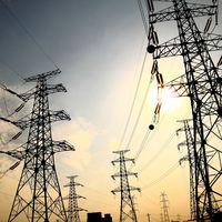 Vienen más recortes para las eléctricas en España