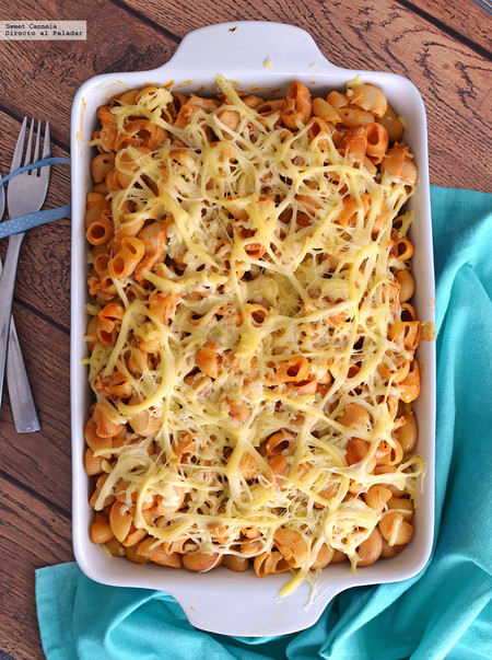 Coditos con pollo y chipotle. Receta