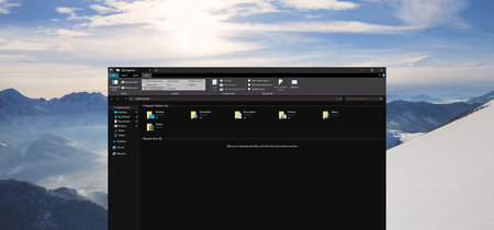 La última beta de Windows 10 incluye el primer modo oscuro para el explorador de archivos y un nuevo portapapeles de lujo