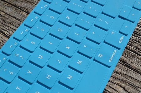 Teclado en azul.