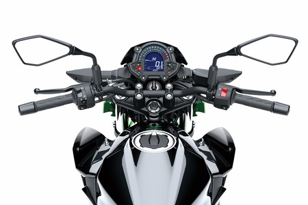 Kawasaki Z 400 2019 025