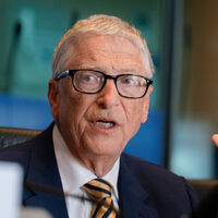 Bill Gates, sobre la llegada a la era de la IA: "Será uno de los momentos más turbulentos de la historia de la humanidad" 