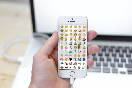 Zombies, dinosaurios y diversidad de género: así son los nuevos emojis que vienen de camino