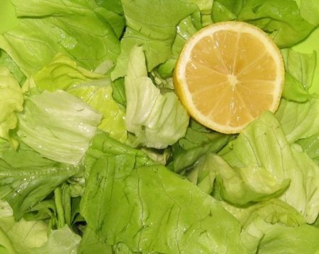 Truco saludable: agrega limón a tu ensalada de verdes