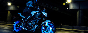 La última idea demencial de Yamaha: un escape con un motor que te hace tumbar más la moto. Y podría llegar en la próxima MT 