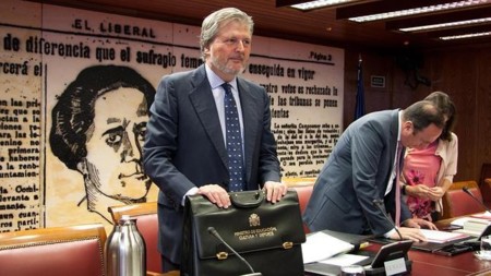 Sigue la presión: el nuevo Ministro de Educación español impulsa otra reforma de la LPI