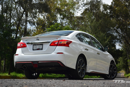 Nissan Sentra Nismo 4