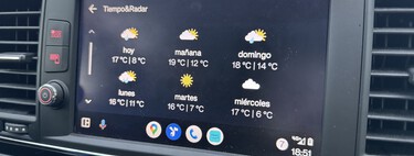Conducir con lluvia y mal tiempo es mejor con Android Auto: dos aplicaciones recomendadas que te alertan del clima