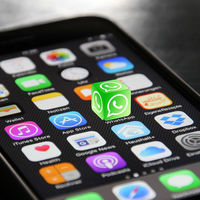 WhatsApp no está de vacaciones, el peligro de comunicarse con los clientes con el teléfono personal 