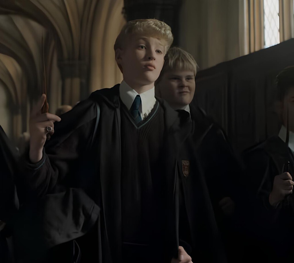 Si necesitas unas palabras de aliento, aquí estoy: Tom Felton le extiende la mano al nuevo Draco Malfoy en la serie de Harry Potter 