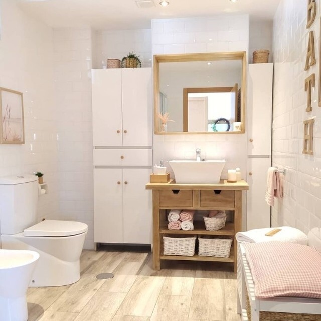 Así organizamos nuestro maquillaje en el baño: cinco ideas en las que